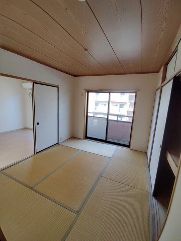 エスポワールフジDの和室
