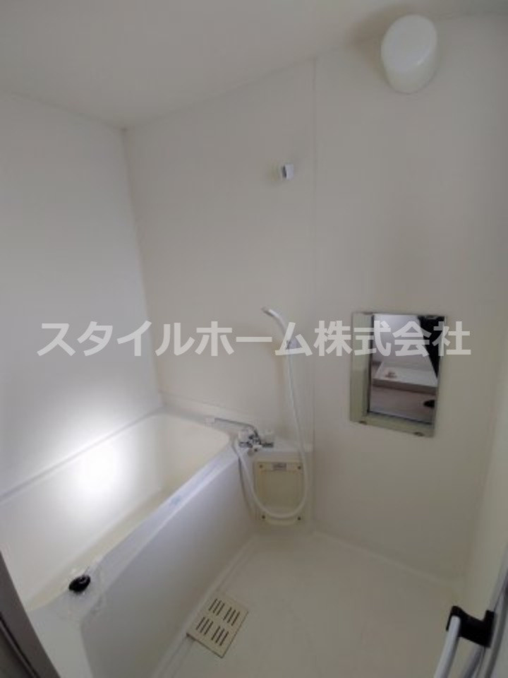 エスポワールフジDの浴室|きれいなお風呂です