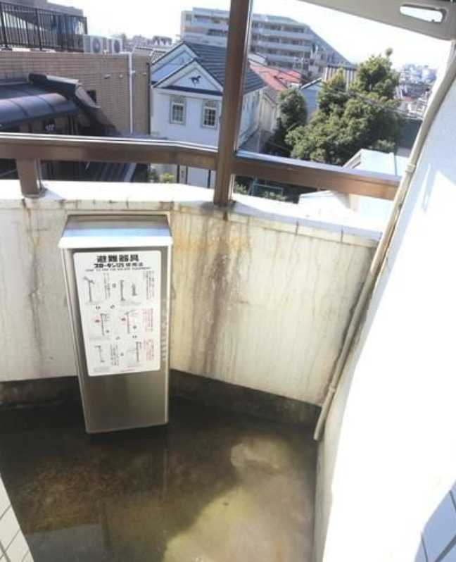 サンパレス馬事公苑　家具家電付き　敷金0　外国籍相談のバルコニー