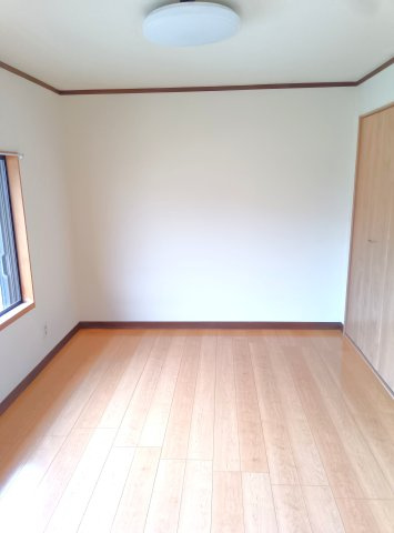 新地町M貸家の子供部屋