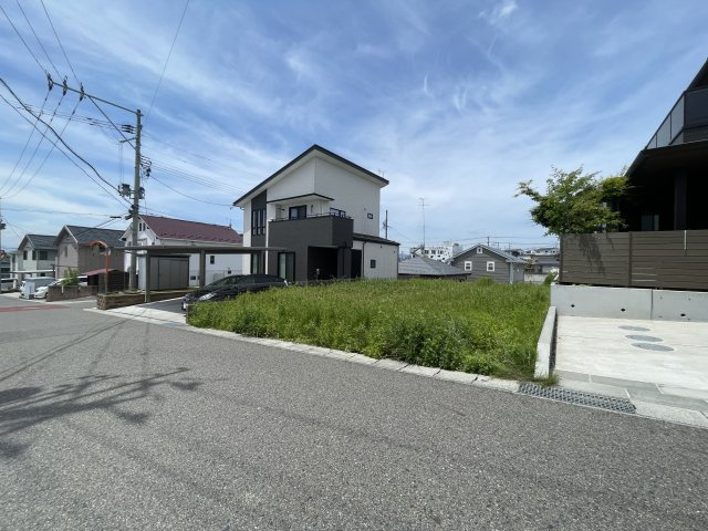 売地・住宅用地　郡山市富田東1丁目　富田東小・富田中の外観