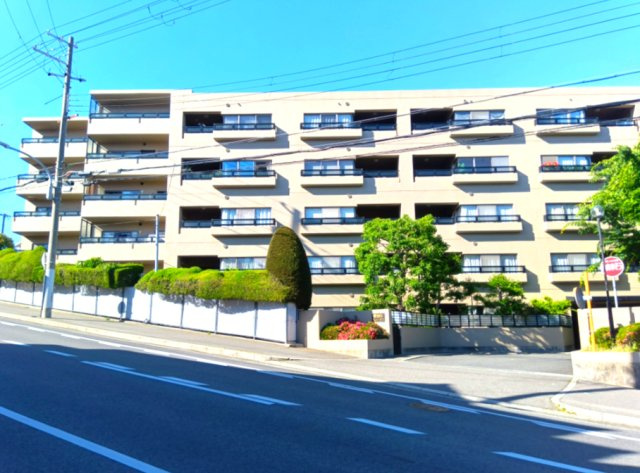 愛宕山ビューハイツの外観|落ち着いた雰囲気の外観です