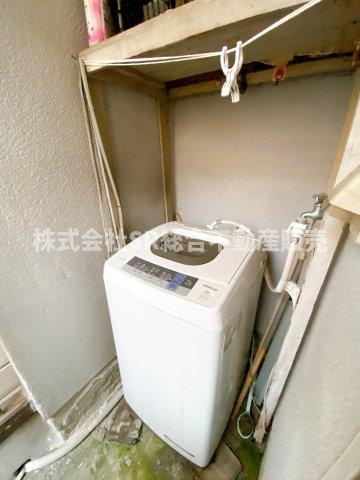 森河内西2丁目中古戸建の設備|洗濯機置場はバルコニーにあります！