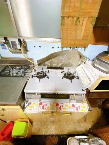 森河内西2丁目中古戸建のキッチン|2口コンロ、グリル付きです♪