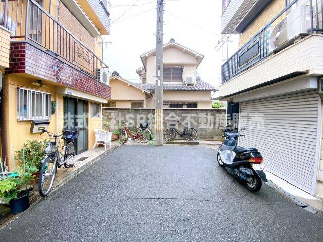 森河内西2丁目中古戸建の前面道路含む現地写真|前面道路含む現地写真です