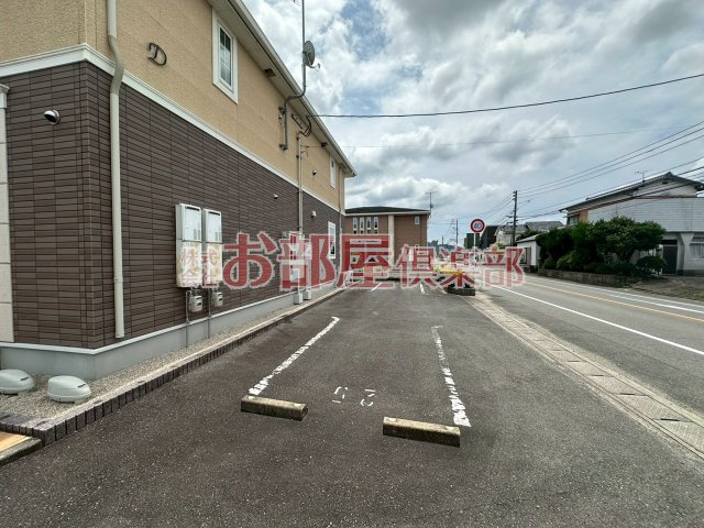 アザレアガーデンDの駐車場|駐車場です