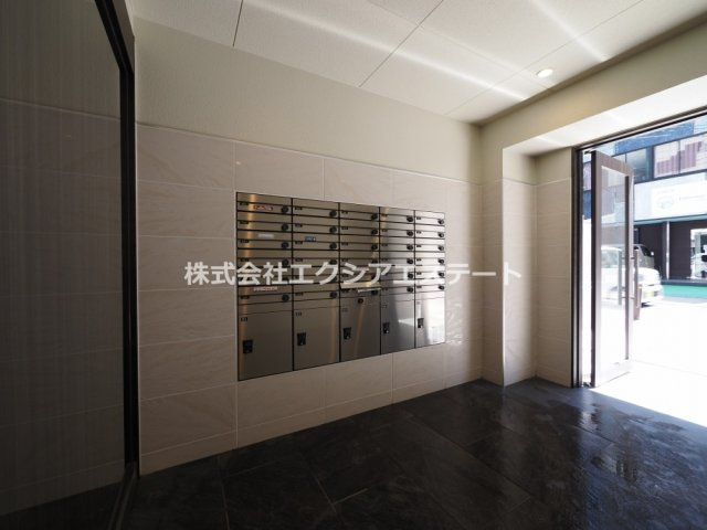 プレミエール西田辺のロビー