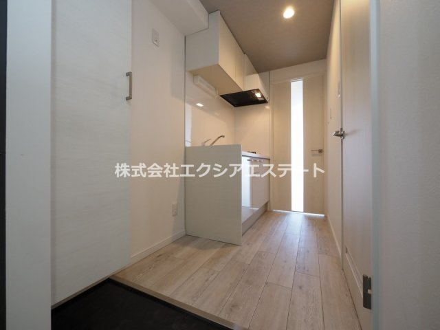プレミエール西田辺の玄関