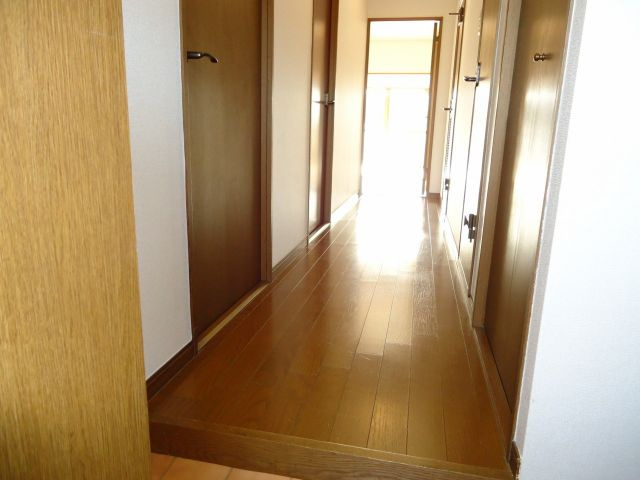 ライツェント浜芦屋の玄関