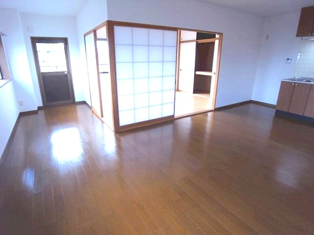 ライツェント浜芦屋の居間・リビング