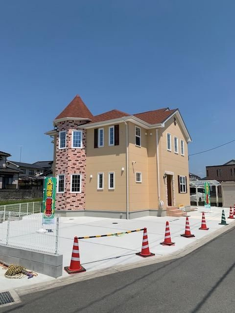 ローズコートの駐車場