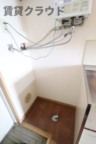 エステートピアシティ5Aの洗面所|ゆったりとスペースのある洗面所