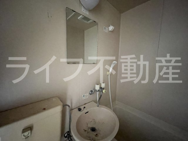 ハイツまきの洗面所|使いやすい洗面所です