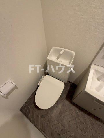 モダンアパートメント津田沼ＥＡＳＴⅡのトイレ