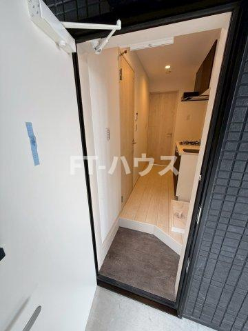 モダンアパートメント津田沼ＥＡＳＴⅡの玄関