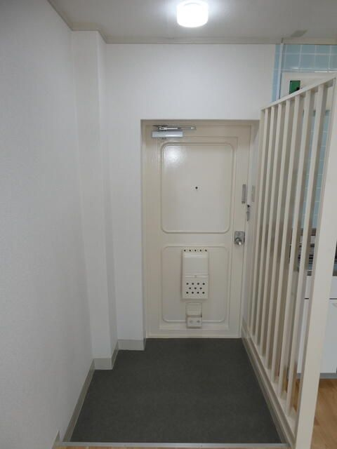 グランメゾン新板橋の玄関