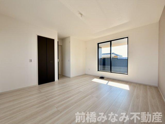 【新築】渋川市石原１期　２号棟(全２棟)　アーバンスタイル　新築建売分譲の洋室|きれいな洋室です