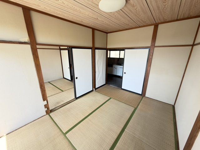 三崎ハイツの和室