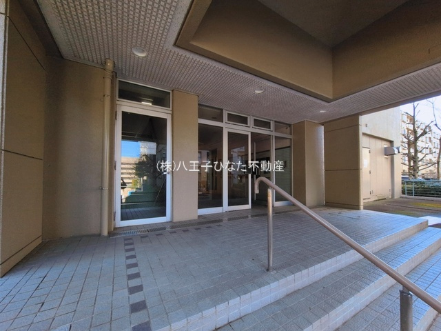 祝成約済み　エストラーセ長池　5号棟　八王子市　中古マンションのエントランス|～仲介手数料無料☆八王子ひなた不動産～エストラーセ長池