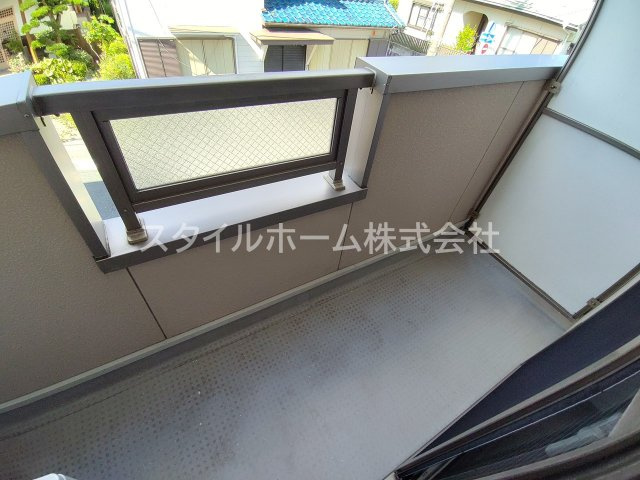 ピースフルのバルコニー|別部屋写真です。