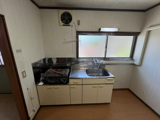 コーポたかはしのキッチン|自炊派にも嬉しいキッチンスペース。毎日のご飯づくりを快適に。