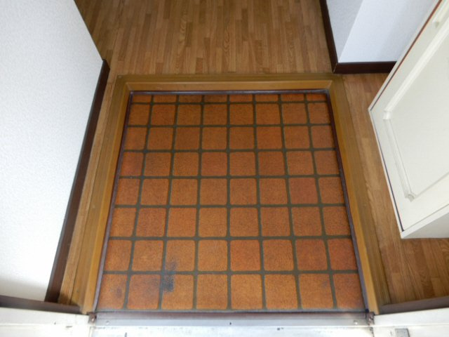 Ｍハイツの玄関