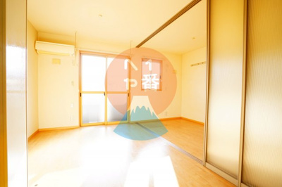 【その他】 | シャトレーあしがら | お部屋は明るくて清潔感があります　※参考写真です