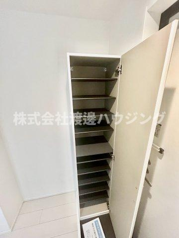 メルトゥシャンドールの収納|シューズBOX