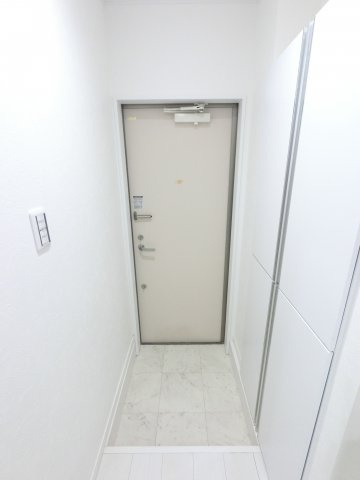 【玄関】