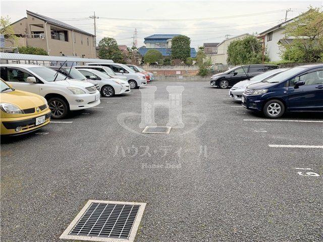 【駐車場】 | PALACE　AZALEA | 駐車場です