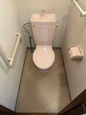 【トイレ】 | PALACE　AZALEA | コンパクトで使いやすいトイレです