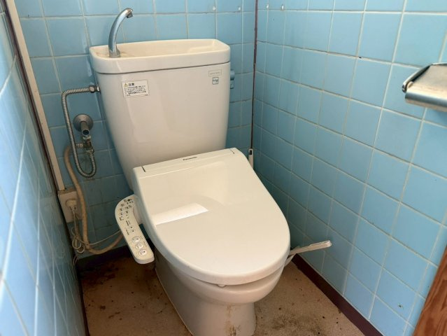 奈良市針町戸建てのトイレ