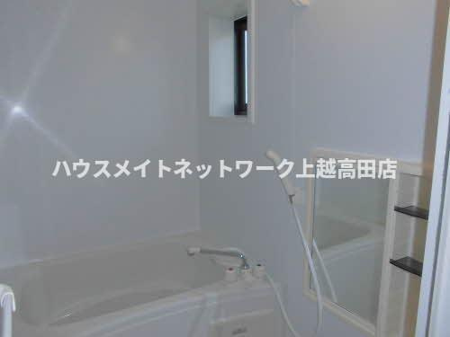 ブリリアント　ハウスＢの浴室|追焚機能付