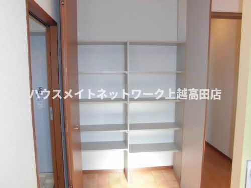 ブリリアント　ハウスＢの収納|クローゼット