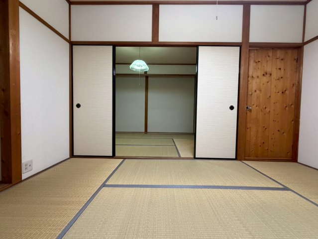 北葛城郡上牧町松里園3丁目戸建ての和室