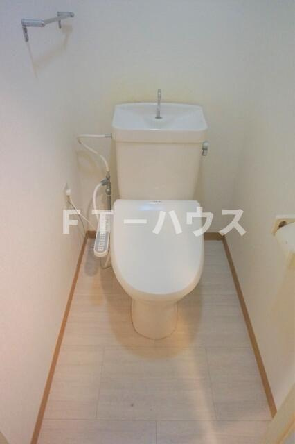 フジマンション末広（Ｅ－１０３）のトイレ