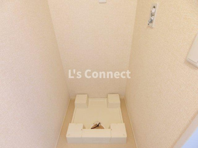 【設備】 | プランドール | 室内洗濯機置き場には排水パン付き。