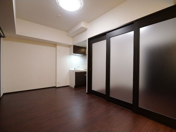 大阪市港区弁天３丁目の賃貸マンションの居間・リビング