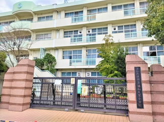 さいたま市立浦和大里小学校まで500ｍ