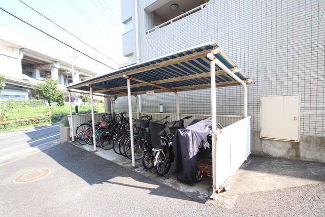 駐輪場ありますよ。