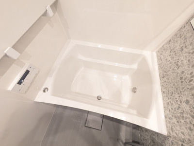浴槽　追い焚き付