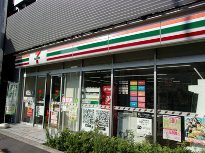 セブンイレブン文京本郷３丁目店まで290m