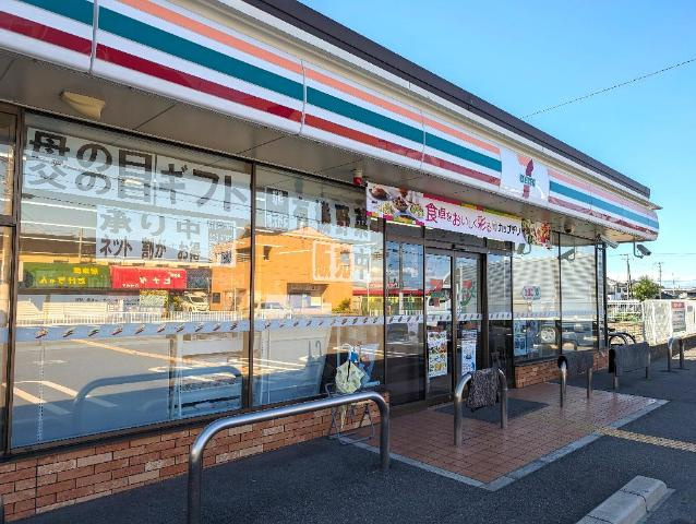 サンプレスＡ棟の周辺|セブンイレブン貝塚半田店まで97ｍ