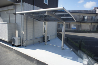屋根付駐輪場