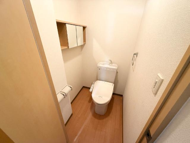 フルールのトイレ|シャワー付トイレ
