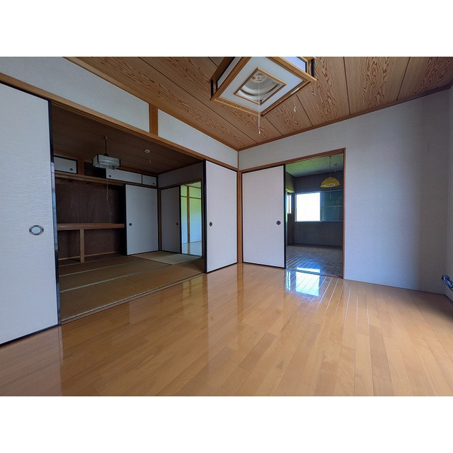 瑞穂市只越の一戸建ての居間・リビング
