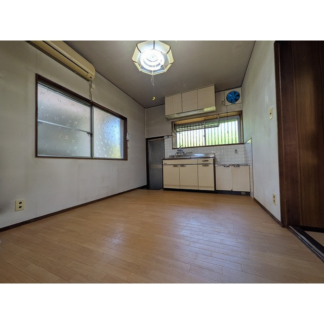瑞穂市只越の一戸建てのキッチン
