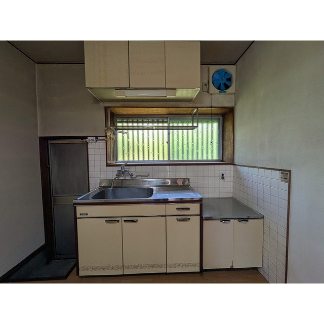 瑞穂市只越の一戸建てのキッチン