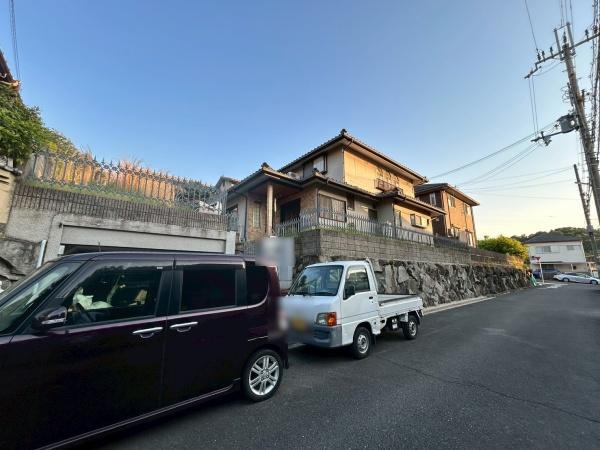 【前面道路含む現地写真】