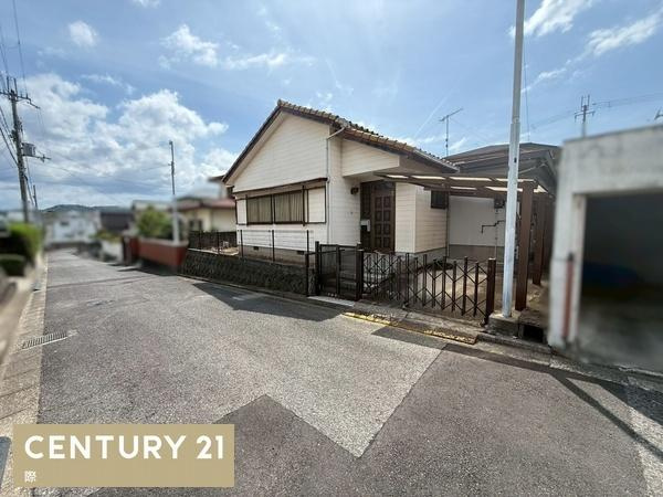 貴志川町長山　土地の前面道路含む現地写真